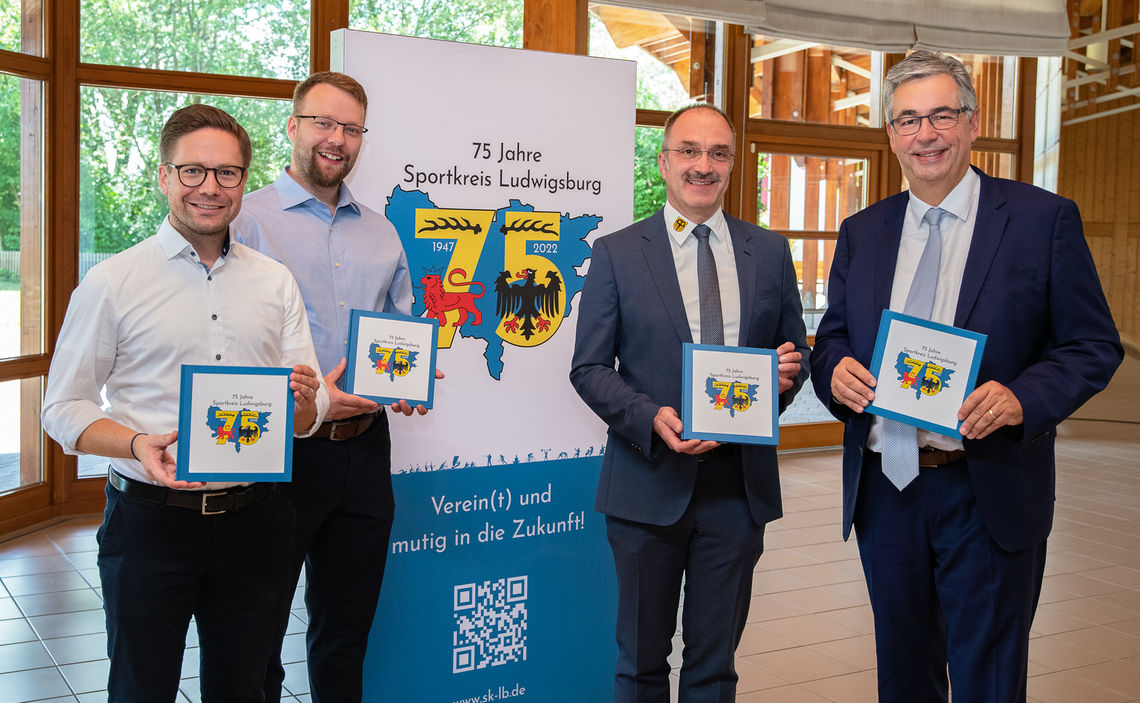 csm_Bild_Praesentation_Festschrift_145fe8420e.jpg